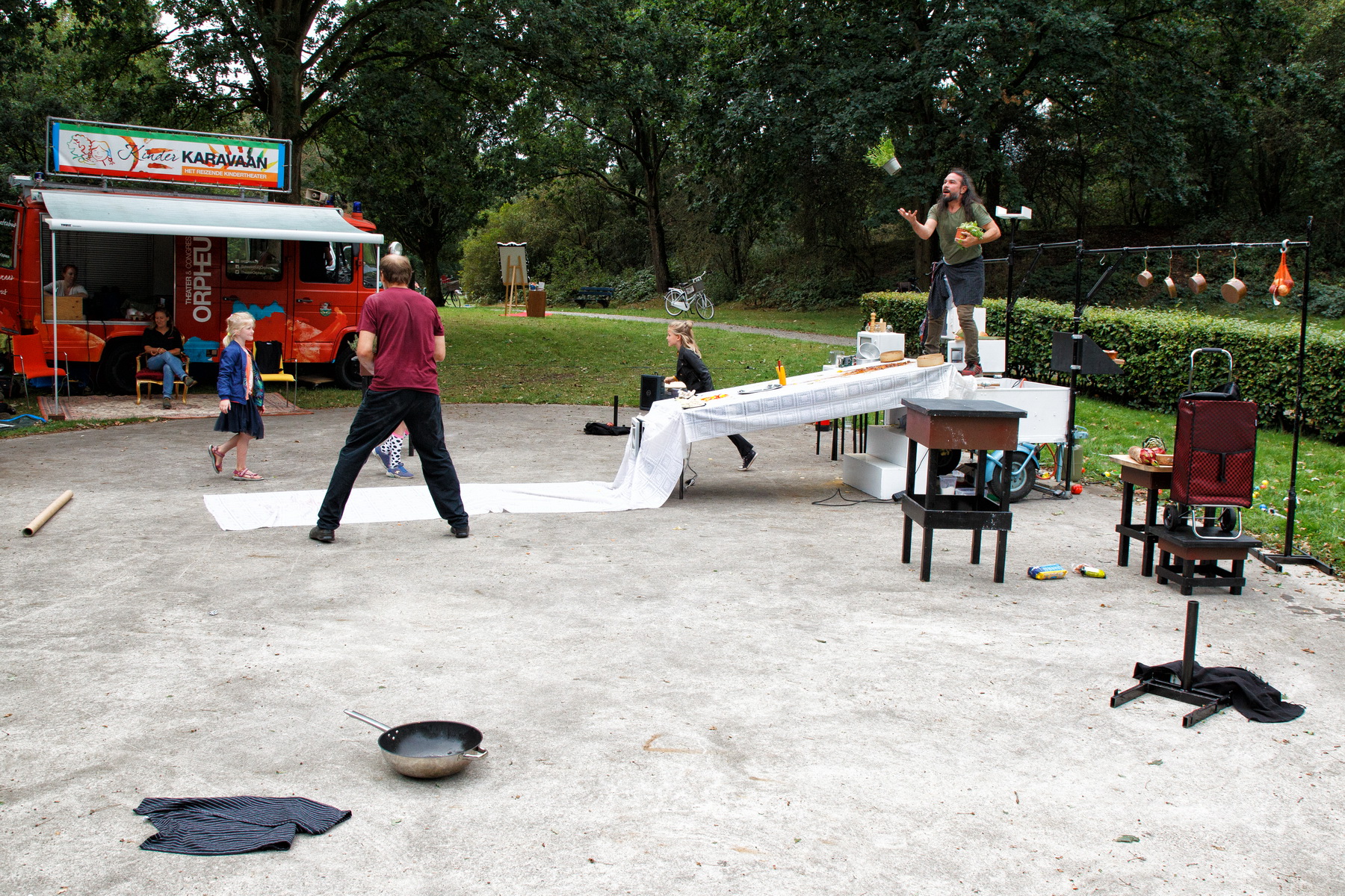 THE FRIENDS’ KITCHEN PARADE